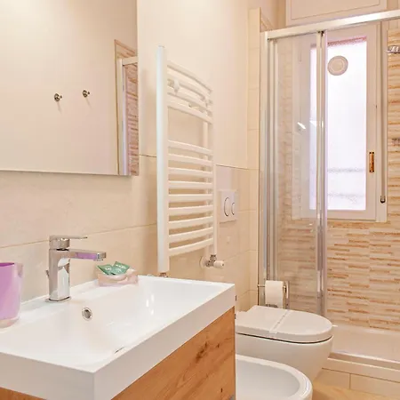 Homiday - New Flat - Moderno - - Cisanello